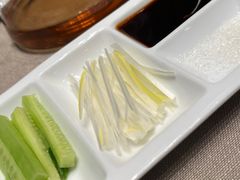 -凤凰园烤鸭店·唐山菜·传承花椒肉(老唐丰路店)