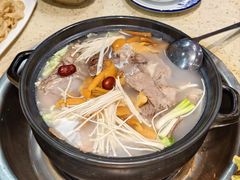 -九寨特色牦牛肉汤锅 羊肉汤锅