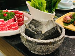 -锅季·捞王旗下小火锅(虹桥火车站店)