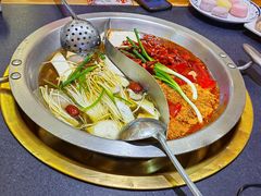 -沸炉重庆老火锅(军事博物馆店)