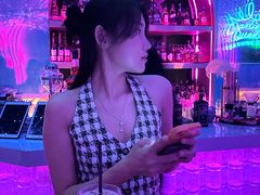 -Darling Queen·Mini·Live·House