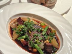 红酒烩牛舌-壳里西餐厅Coquille Seafood Bistro(蒙自路店)