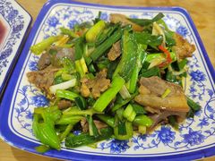 大蒜炒猪头肉-老南京土菜馆(状元境店)