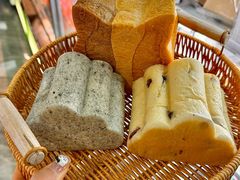 -花园饼屋·吐司蛋糕面包(星海店)