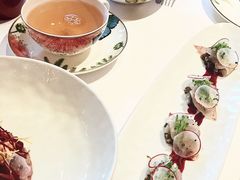 盐渍海鲷鱼薄片-Le Comptoir de Pierre Gagnaire