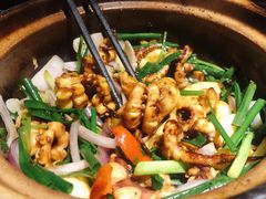 啫啫鱿鱼须-广东道至正餐厅(区庄店)