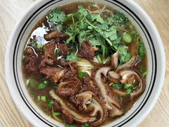 -小马牛肉面·牛骨熬制(南京博物院店)