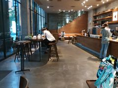 大堂-星巴克臻选(广州高德置地秋广场店)