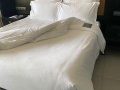 -三亚湾海居铂尔曼度假酒店