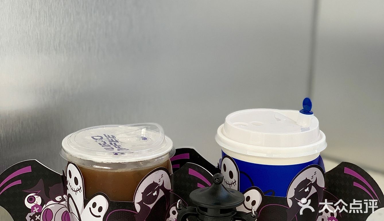 爵渴咖啡大动作！万圣新品“南得捣蛋”它来咯🎃 