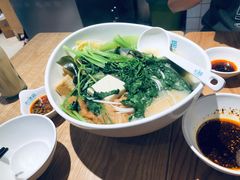 -不二烫捞麻辣烫(白云凯德店)