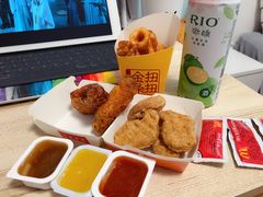 -麦当劳(国家体育场南路店)