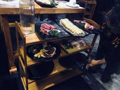 -唯成•韩国炭火烤肉 유성고기