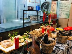 -长安炊烟庭院陕菜(七路明光路店)