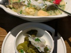 -江渔儿酸菜鱼(万科东荟城店)