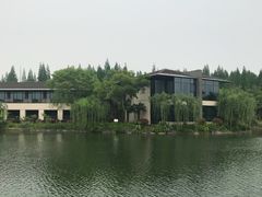 -上海怡沁园度假酒店