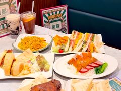 -荣发茶餐厅(龙琛路店)