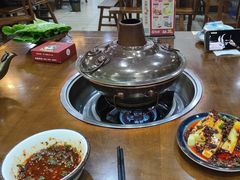 -岳记兴隆·青城腊排铜火锅(融创店)