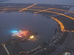 -上海滴水湖皇冠假日酒店