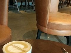 -星巴克臻选(广州高德置地秋广场店)