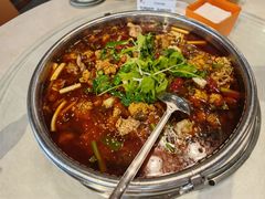 -牟记江湖重庆地标特色菜鱼蛋海鲜羊蝎子(巴南区黑金冠十多年好店)