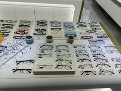 -佳联直通车眼镜超市(西藏南路店)