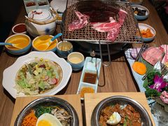 -明洞阿姨·韩式酱蟹烤肉·创意料理(三元桥店)