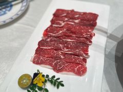 鲜雪花黄牛肉-禧悦楼 · 港味海鲜火锅