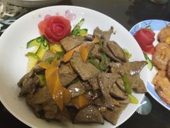 -爱月宝月嫂·育儿嫂(哈尔滨总店)