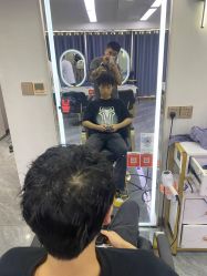 -IU潮牌·SALON