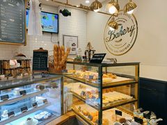 面包甜点陈列柜-BONBON BAKERY