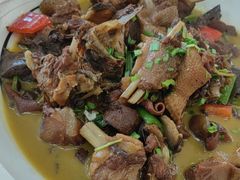 -魏四小鱼锅贴王