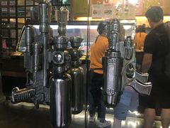 -莓园冰淇淋店