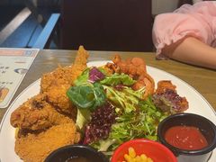 炸鸡拼盘-机器人火炉披萨(爱琴海店)