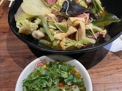 -万记麻辣烫国展总店