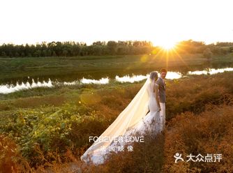客片分享秋天奶茶般的浪漫婚纱照你见过吗？