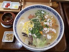 -香麒园·过桥米线·南湖雅宴