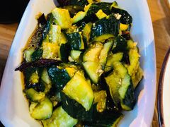 -霄汉牛三鲜湖北砂锅菜(万松园2店)