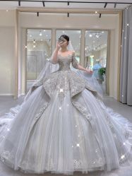 -南京宝娜嫁衣婚纱礼服馆(中央路店)