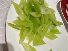 西芹炒百合-西苑饭店·蓬莱春餐厅