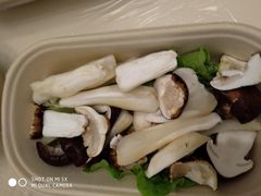 -左庭右院鲜牛肉火锅(浦江欢乐颂店)