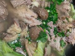 -川堂风·跷脚牛肉·乐山爆炒(宝山日月光店)