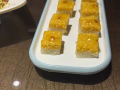-东口码头·烧鸽子·鱼头泡饼·地方菜(金鹰悦城店)