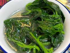 白花菜肉丝汤-老崇左特色风味食馆