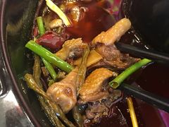 -重庆烧鸡公火锅(簋街店)