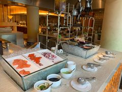 -东西风牛排馆周末烧烤自助(首都机场希尔顿店)