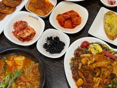 -釜山豚骨汤饭(芝罘万达广场店)