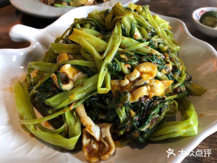 大头虾越式风味餐厅(光明广场店)马拉盏炒通菜图片