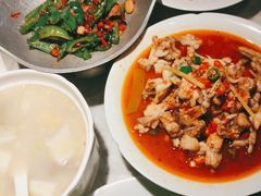 -雀蓝川菜(奥体广场店)