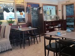 -喜乐餐厅•灯笼虾球首创者•本地小海鲜(二马路店)